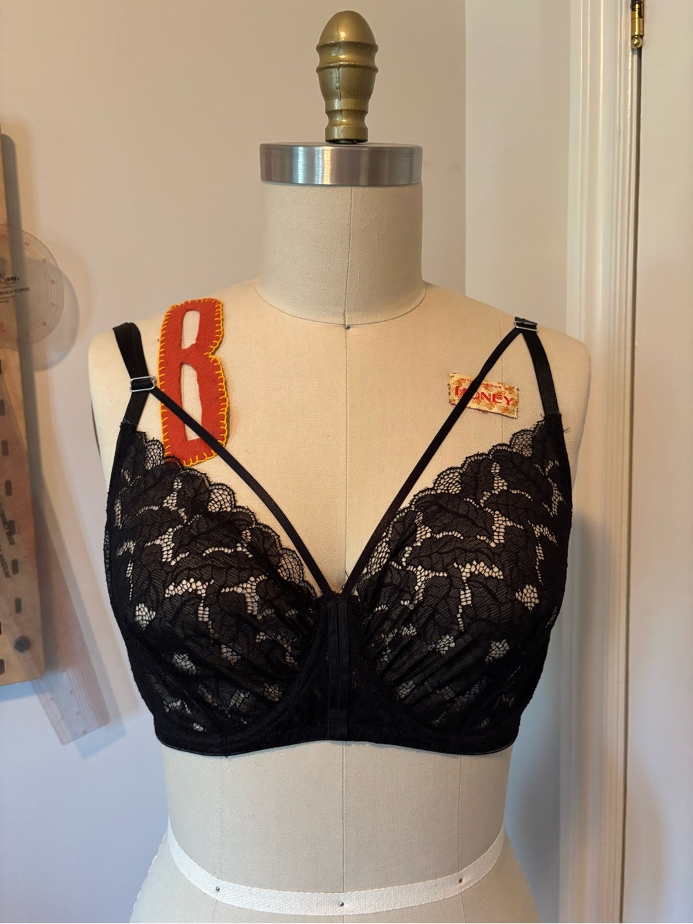 Lonely Lingerie - Black Lace Bra with Adjustable Straps